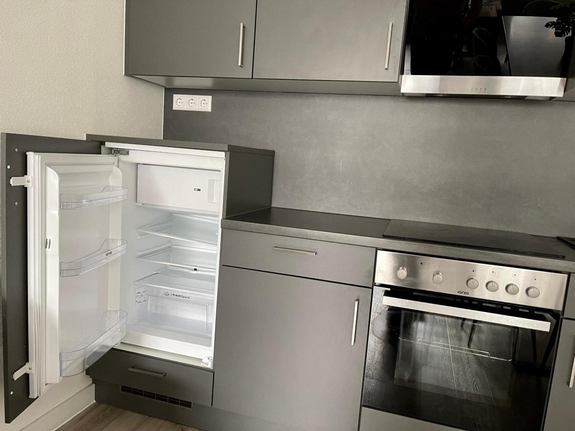 Neu Goldstadt Wunderschoenes 2 Zimmer Apartament Schloessle Zentrum Пфорцхайм Экстерьер фото