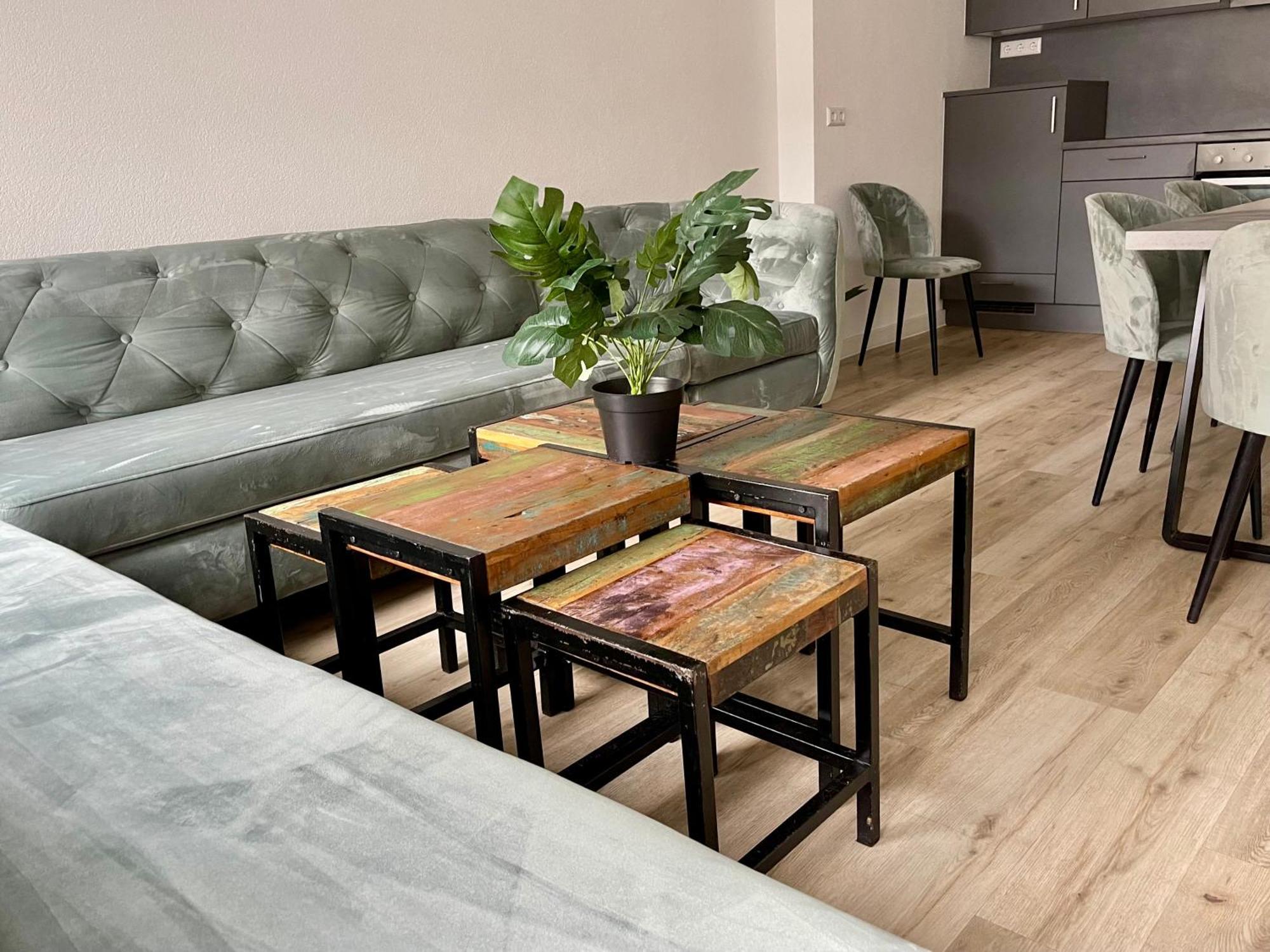 Neu Goldstadt Wunderschoenes 2 Zimmer Apartament Schloessle Zentrum Пфорцхайм Экстерьер фото